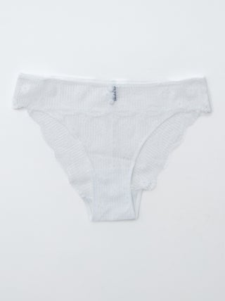 Culotte en dentelle ajourée fleurie
