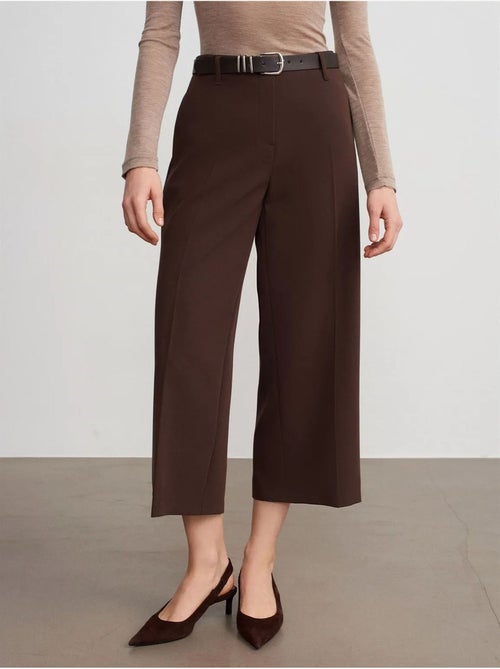 Culotte van crêpe met hoge taille en riem dilvin - Kiabi Culotte van crêpe met hoge taille en riem dilvin - Kiabi