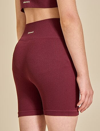 Ekstract - Cycliste de sport sans coutures