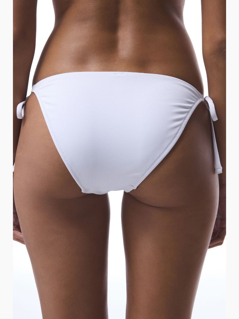 Dames bikinibroekje met borduursel penti Wit - Kiabi