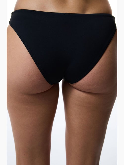 Dames bikinibroekje met borduursel penti - Kiabi Dames bikinibroekje met borduursel penti - Kiabi