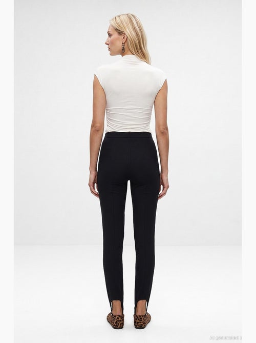 Dames broek met rechte pijp dilvin - Kiabi Dames broek met rechte pijp dilvin - Kiabi