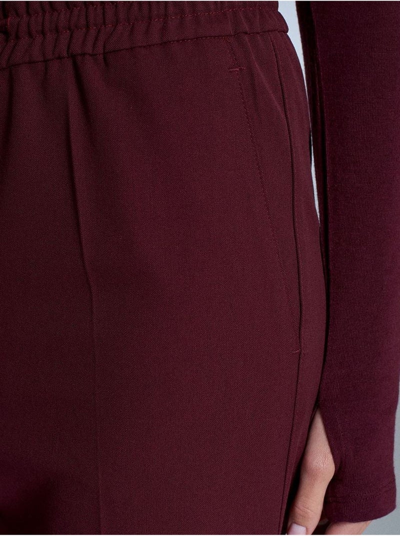 Dames broek met rechte pijp van crêpe dilvin Bordeauxrood - Kiabi