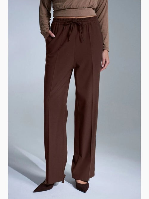 Dames broek met rechte pijp van crêpe dilvin - Kiabi Dames broek met rechte pijp van crêpe dilvin - Kiabi