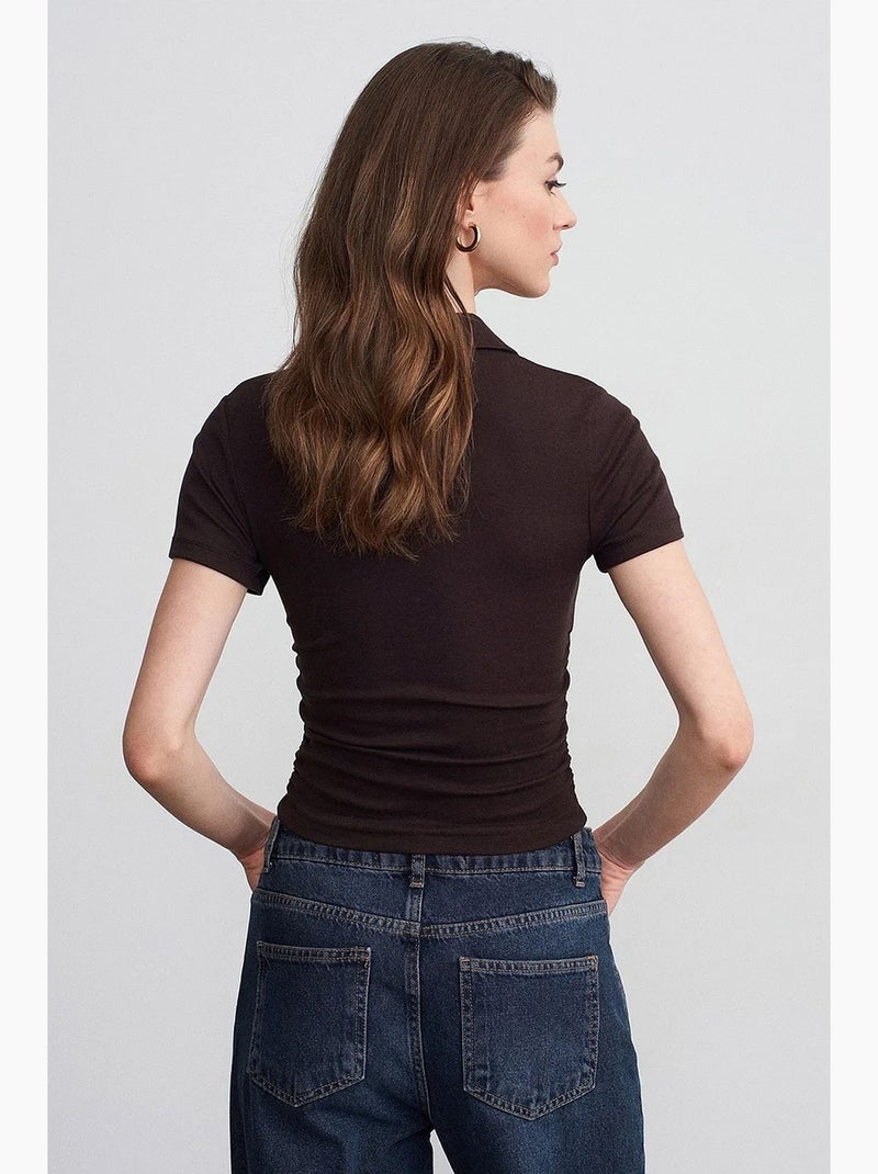 Dames cropped polo-t-shirt met slanke pasvorm dilvin Chocoladebruin - Kiabi