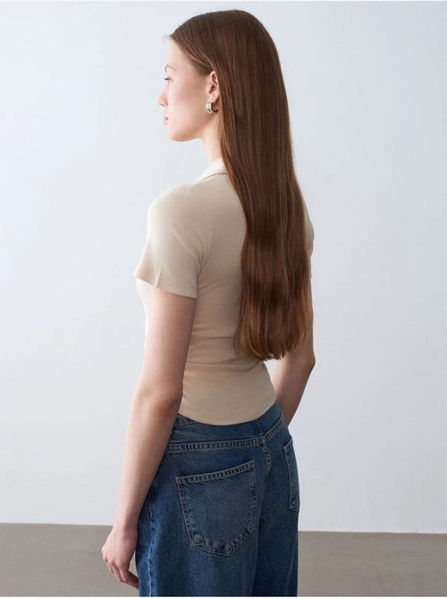Dames cropped polo-t-shirt met slanke pasvorm dilvin - Kiabi
