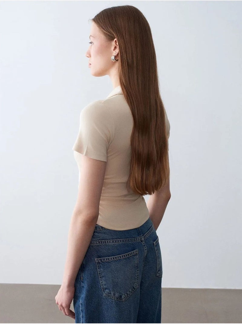 Dames cropped polo-t-shirt met slanke pasvorm dilvin Klei-beige - Kiabi