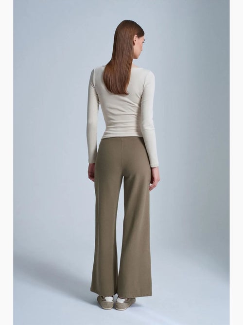Dames gebreide broek met wijde pijpen dilvin - Kiabi Dames gebreide broek met wijde pijpen dilvin - Kiabi