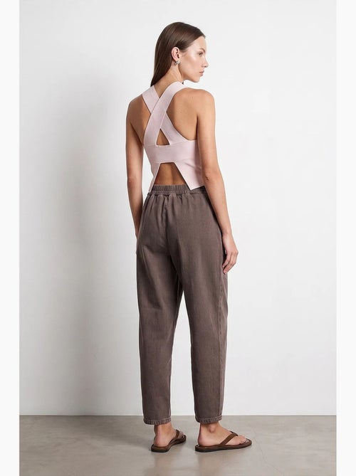 Dames pantalon van katoen met plooien, enkellang dilvin - Kiabi Dames pantalon van katoen met plooien, enkellang dilvin - Kiabi