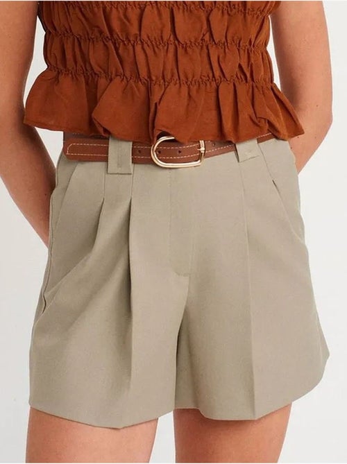 Dames short met hoge taille en riem dilvin - Kiabi Dames short met hoge taille en riem dilvin - Kiabi