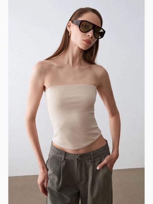 Dames strapless crop bandeautop dilvin - Kiabi Dames strapless crop bandeautop dilvin - Kiabi