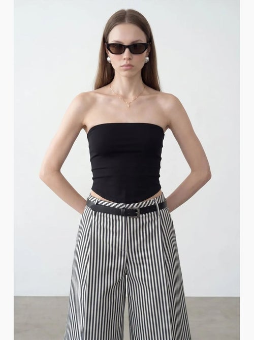 Dames strapless crop bandeautop dilvin - Kiabi Dames strapless crop bandeautop dilvin - Kiabi