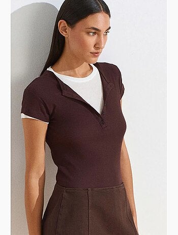Dames t-shirt van katoen met v-hals en knoopsluiting dilvin