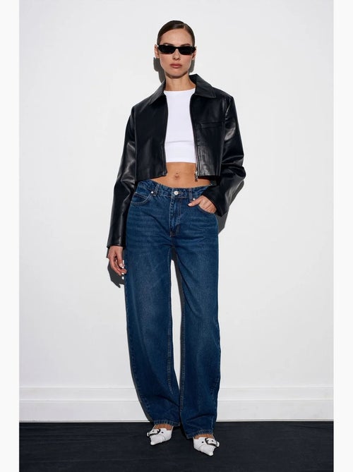 Damesjeans met lage taille en wijde pijp dilvin - Kiabi Damesjeans met lage taille en wijde pijp dilvin - Kiabi