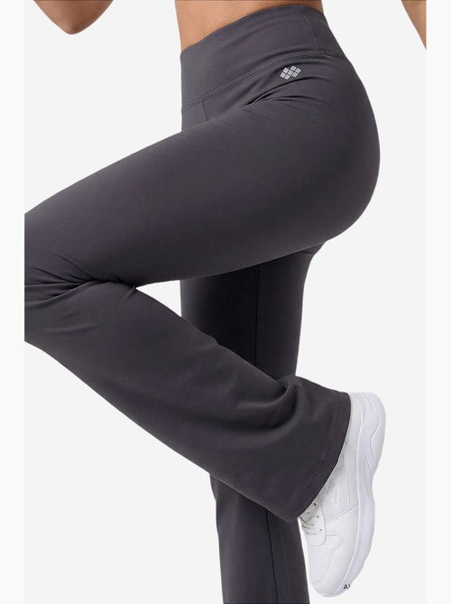 Dameslegging met hoge taille en flare tommy - Kiabi Dameslegging met hoge taille en flare tommy - Kiabi
