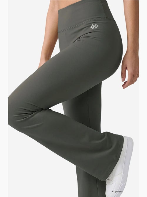 Dameslegging met hoge taille en flare tommy - Kiabi Dameslegging met hoge taille en flare tommy - Kiabi