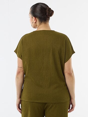 Débardeur à boutons dorés