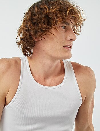 Débardeur uni en maille côtelée