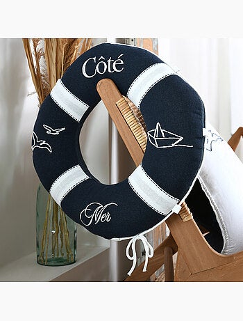 Decoratief polykatoenen kussen met boei aan zee