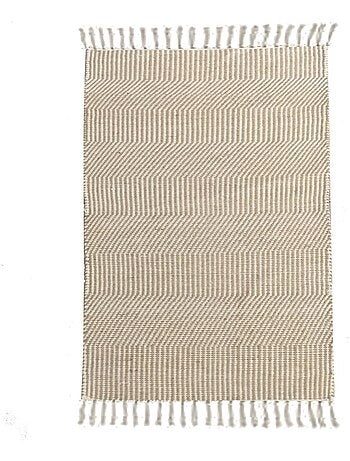 Decoratief vloerkleed met franjes van jute en katoen.
