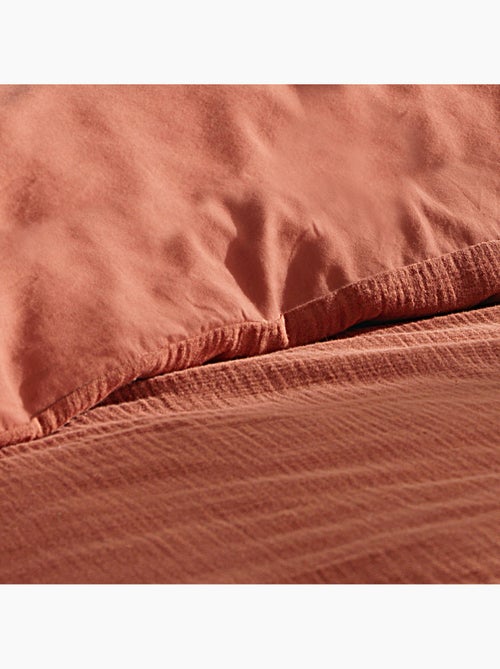Dekbedovertrekset sienna + 2 kussenslopen 63x63 cm – dubbelzijdig katoengaas & katoen 57 draden - Kiabi Dekbedovertrekset sienna + 2 kussenslopen 63x63 cm – dubbelzijdig katoengaas & katoen 57 draden - Kiabi