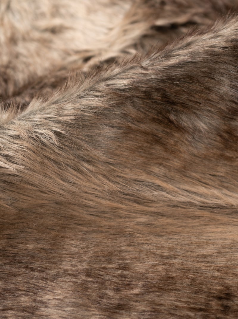 Deken in wolfseffect van imitatiebont met fluwelen voering Donkerbruin - Kiabi