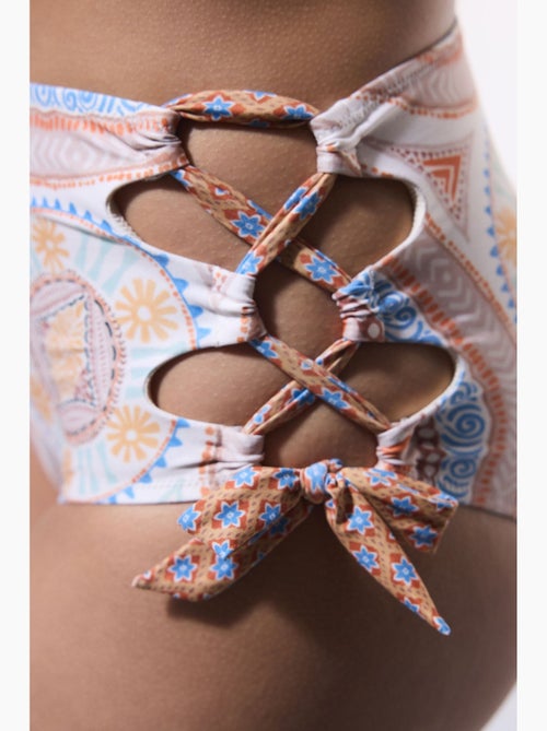 Della high fashion bikinibroekje met hoge taille penti - Kiabi Della high fashion bikinibroekje met hoge taille penti - Kiabi