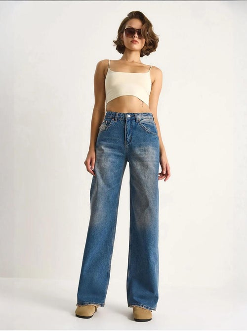 Denim broek met hoge taille en wijde pijpen lucci - Kiabi Denim broek met hoge taille en wijde pijpen lucci - Kiabi