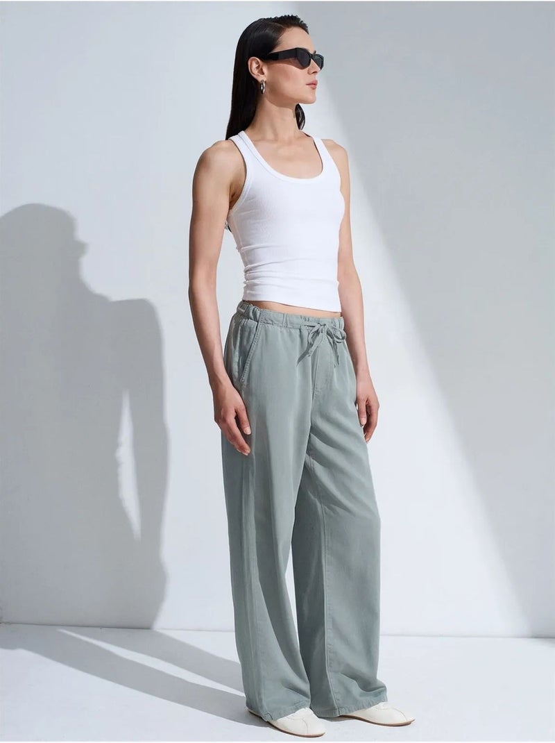 Denim jeans met middelhoge taille en wijde pijp dilvin Groen - Kiabi