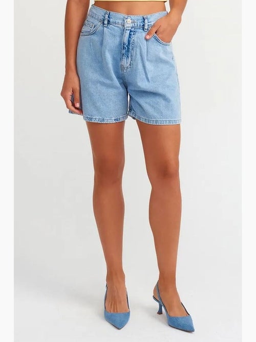 Denim short met hoge taille en wijde pijp dilvin - Kiabi Denim short met hoge taille en wijde pijp dilvin - Kiabi