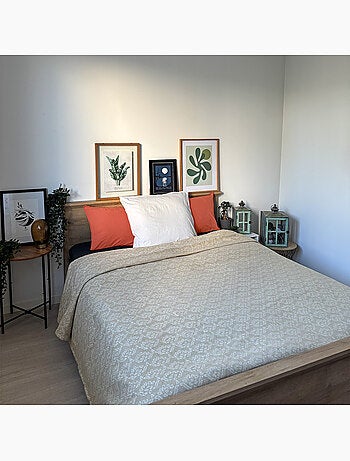 Dessus de lit jacquard motif floral