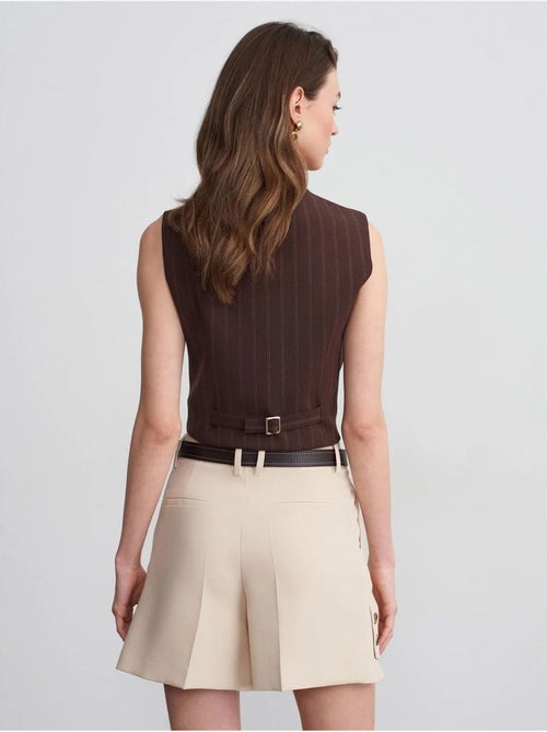 DILVIN Shorts Tailleur En Crêpe À Taille Haute Et Ceinture - Kiabi DILVIN Shorts Tailleur En Crêpe À Taille Haute Et Ceinture - Kiabi