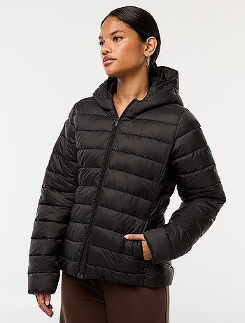 Doudoune légère à capuche unie