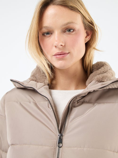 Doudoune mi-longue matelassée à capuche - Kiabi