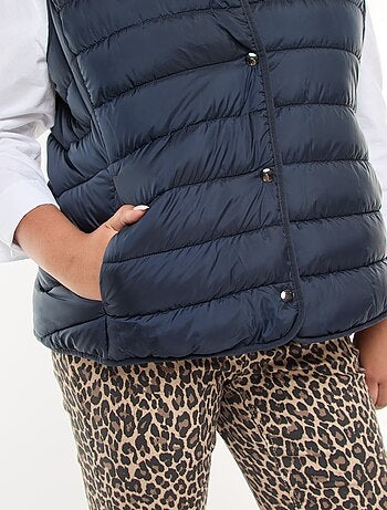Doudoune sans manches pressionnée