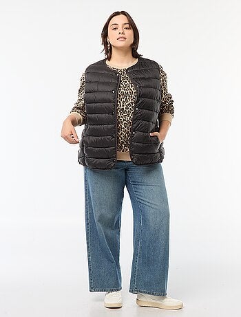 Doudoune sans manches pressionnée