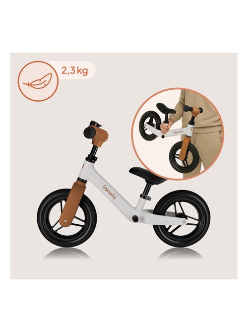 Draisienne avec casque LIONELO Toni - À partir de 18 mois - Vélo bébé - Léger - Kiabi Draisienne avec casque LIONELO Toni - À partir de 18 mois - Vélo bébé - Léger - Kiabi