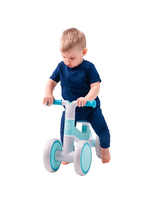 Draisienne LIONELO Villy - Vélo enfant - 4 Roues - Amorti à l'Avant - Siège Ergonomique - Kiabi Draisienne LIONELO Villy - Vélo enfant - 4 Roues - Amorti à l'Avant - Siège Ergonomique - Kiabi