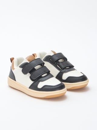 Driekleurige, lage sneakers