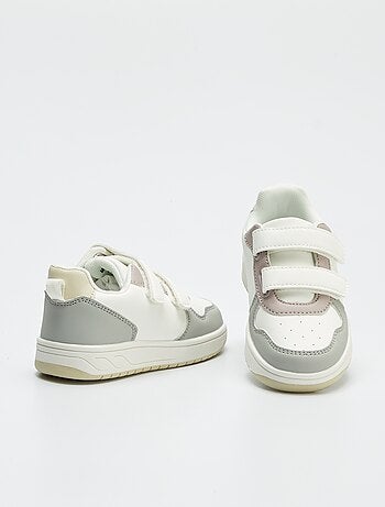 Driekleurige sneakers met klittenband