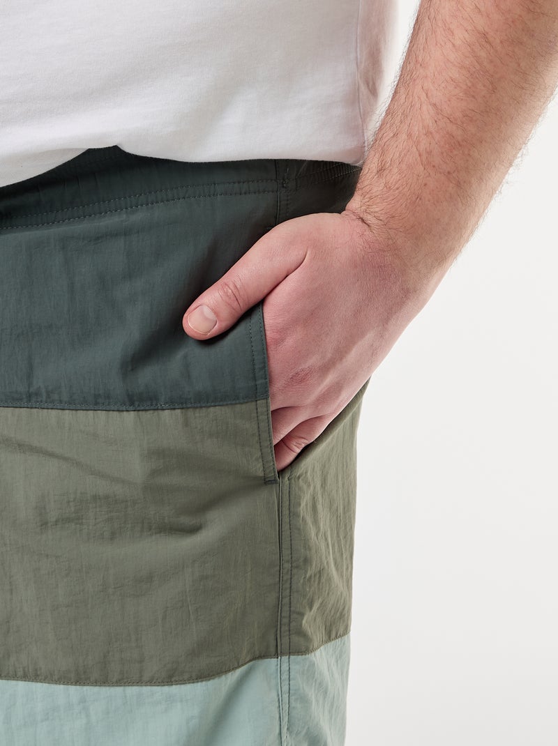 Driekleurige zwemshort Kaki - Kiabi