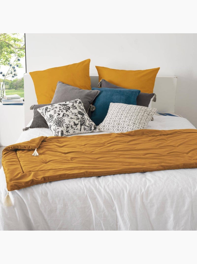 Édredon en velours avec pompons SONIA Ocre - Kiabi