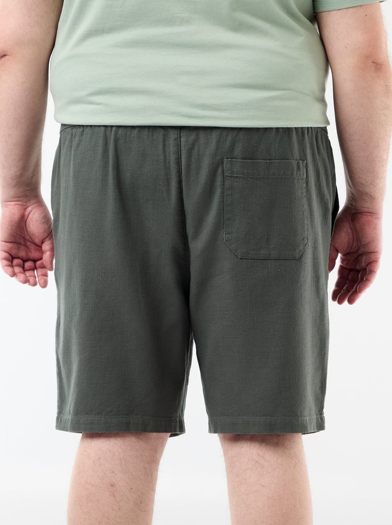 Effen bermuda van dobby stof Groen - Kiabi