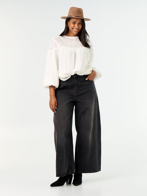 Effen blouse van katoenen gaas en kant - Kiabi Effen blouse van katoenen gaas en kant - Kiabi