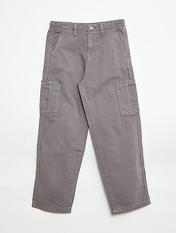 Effen broek met meerdere zakken