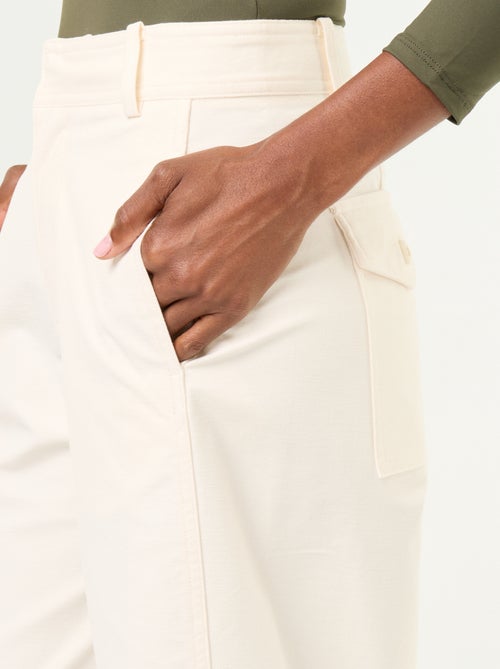 Effen broek met wijde pasvorm - Kiabi
