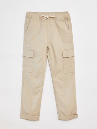 Effen broek met zakken