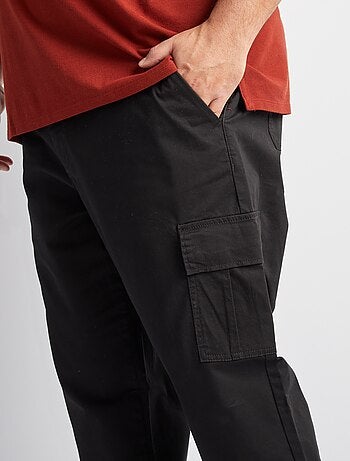 Effen broek met zakken