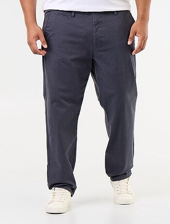 Effen chino met standaard taille