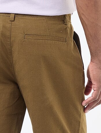 Effen chino met standaard taille